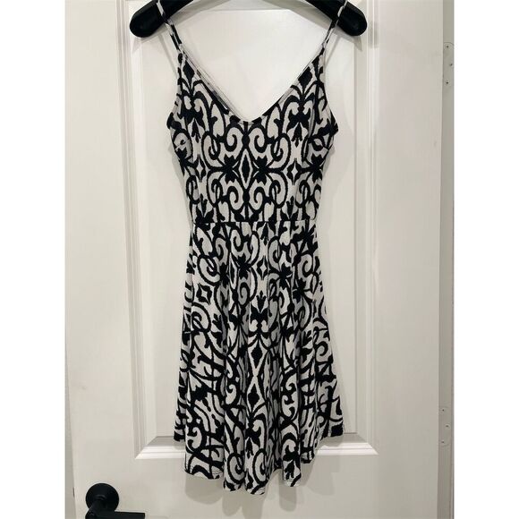 Olive tree Women's Black Geometric damask Sleeveless Mini Dress V-Neck Casual - Picture 5 of 6